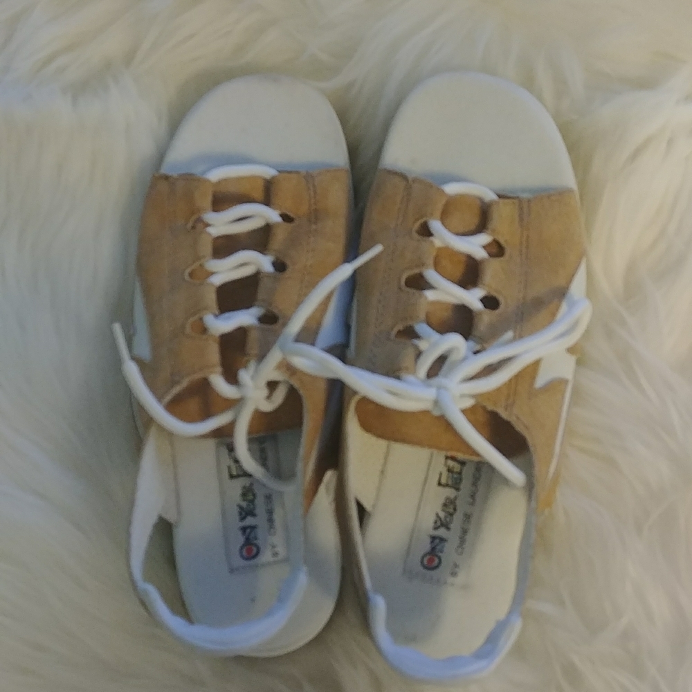 Chinese Laundry open toed sneaker